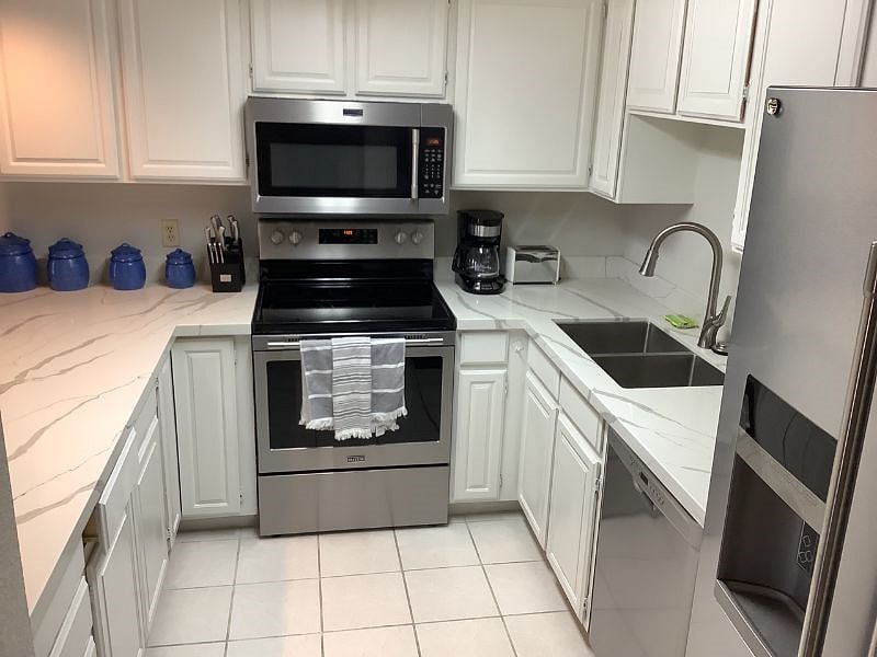 Furnished Finder property 457434_1 photo 3