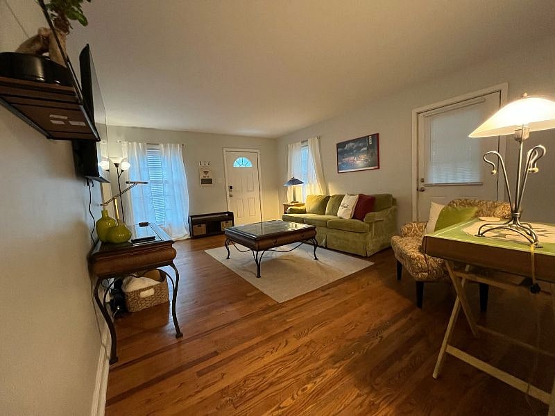 Furnished Finder property 457504_1 photo 8