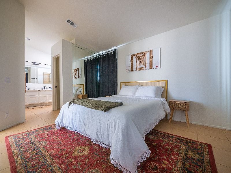 Furnished Finder property 457525_1 photo 8