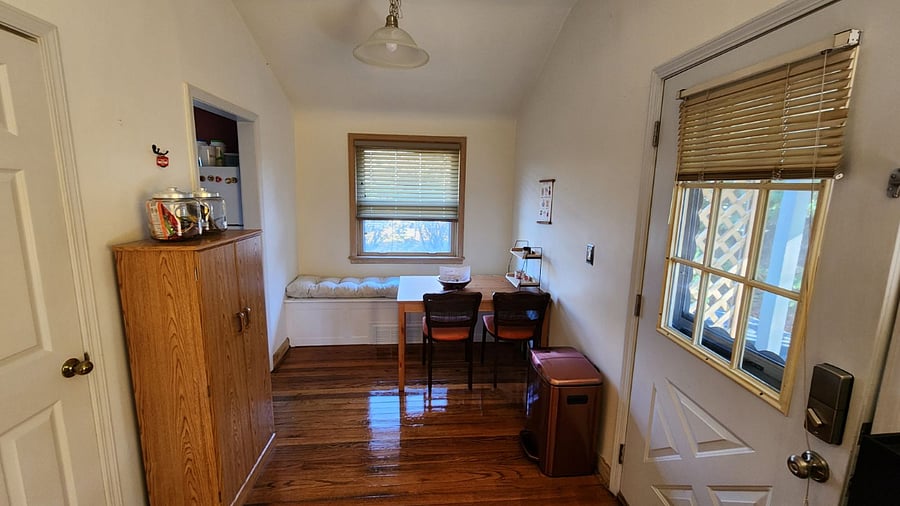 Breakfast nook