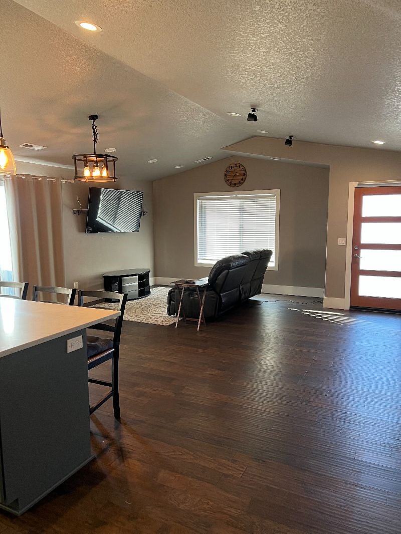 Furnished Finder property 457545_1 photo 3