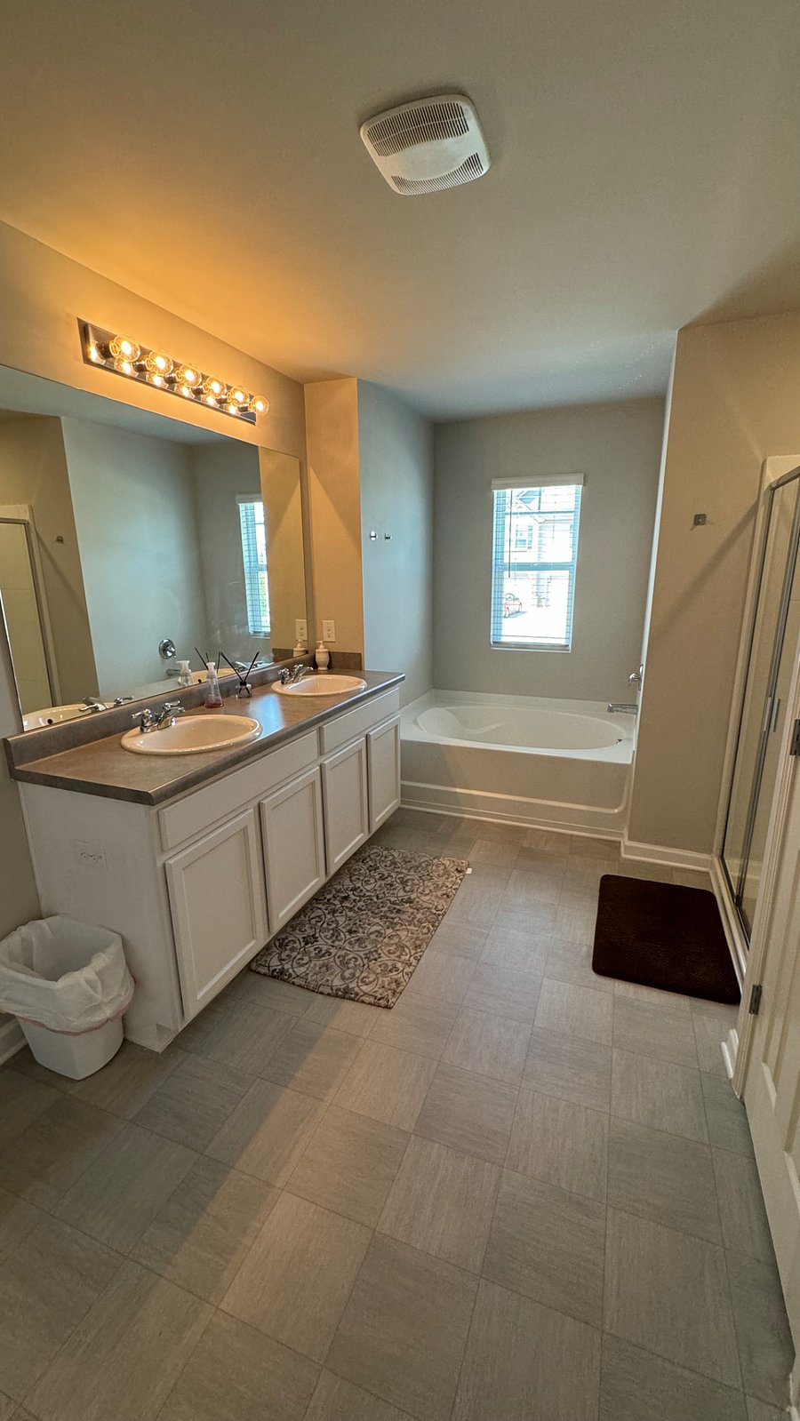 Furnished Finder property 457551_1 photo 3