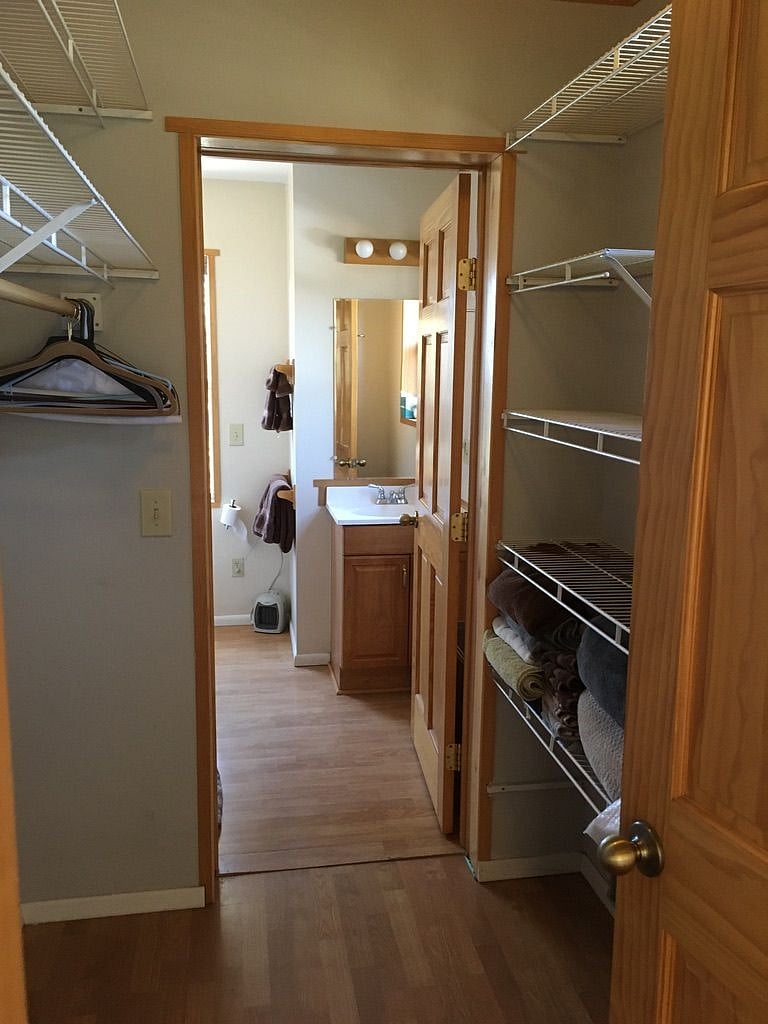 Furnished Finder property 457557_1 photo 8