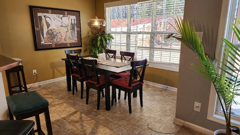 Furnished Finder property 457587_1 photo 9