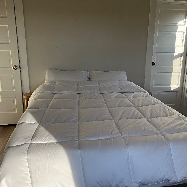 Queen size Tuft and Needle bed.