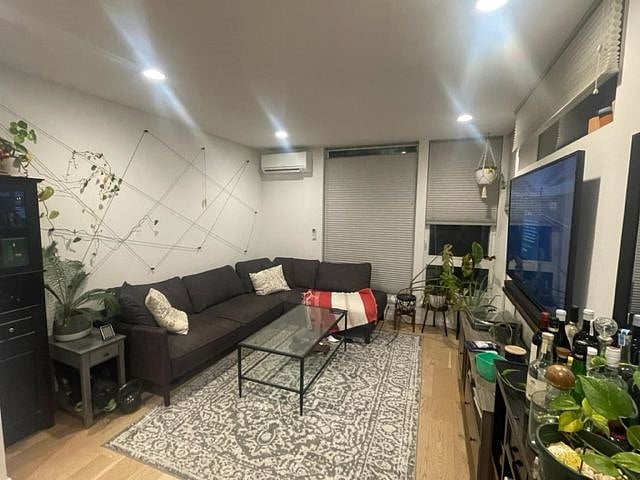 Furnished Finder property 457594_1 photo 4