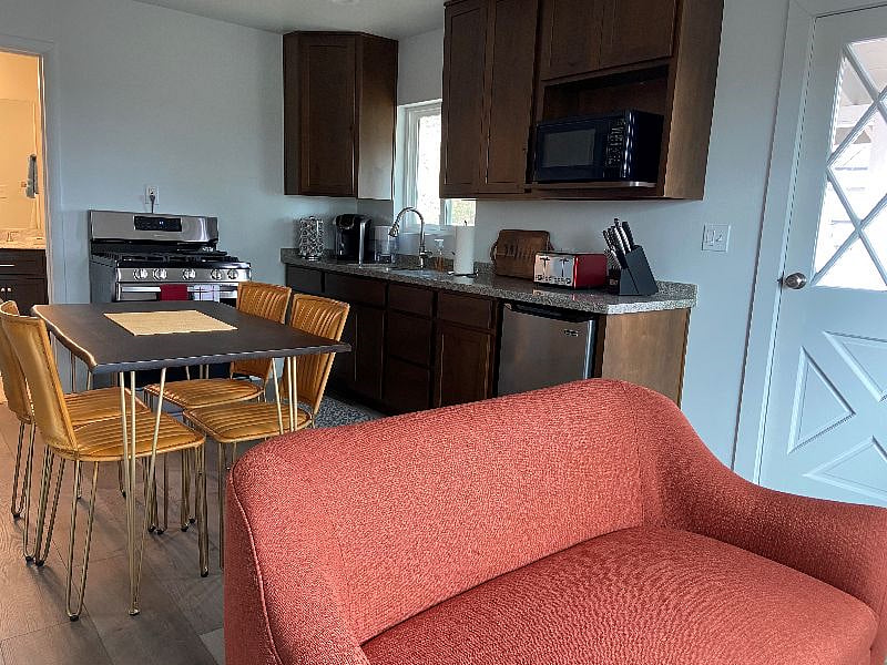 Furnished Finder property 457616_1 photo 6