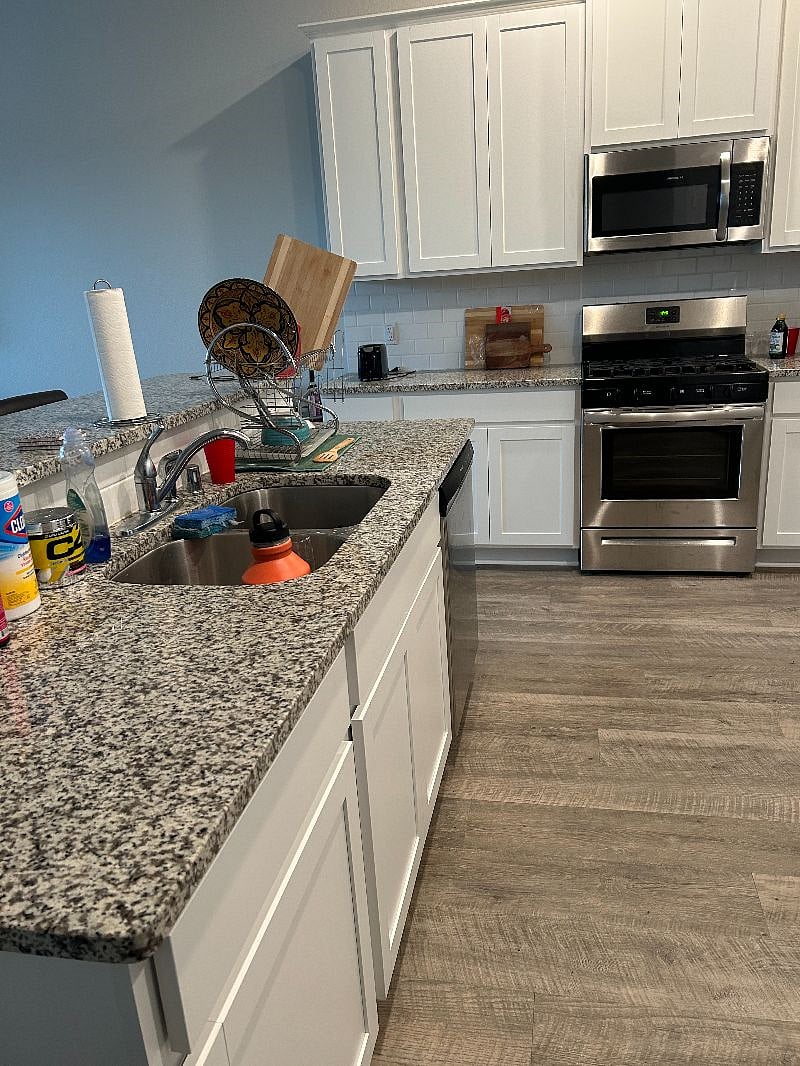 Furnished Finder property 457634_1 photo 24