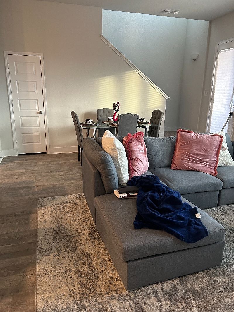 Furnished Finder property 457634_1 photo 28