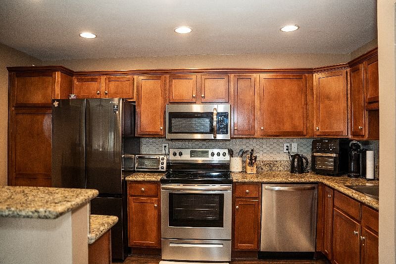 Furnished Finder property 457673_1 photo 7