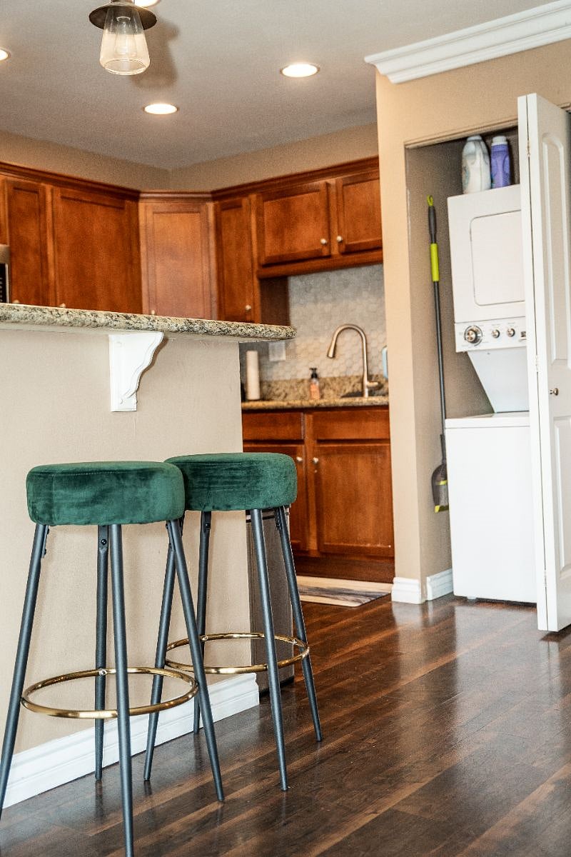Furnished Finder property 457673_1 photo 8