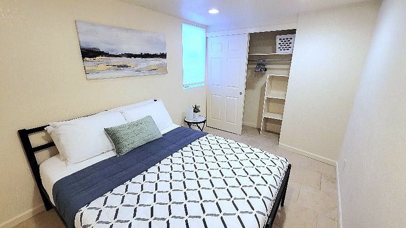 Furnished Finder property 457676_1 photo 23