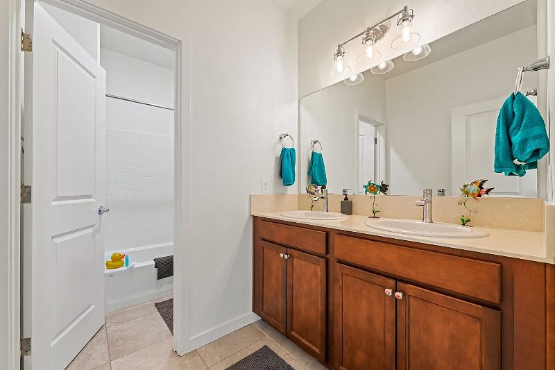 Furnished Finder property 457709_1 photo 22