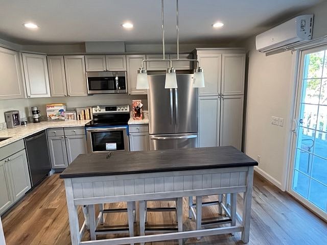 Furnished Finder property 457756_1 photo 4
