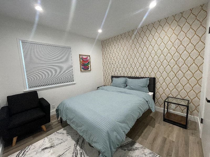 Furnished Finder property 457801_1 photo 14