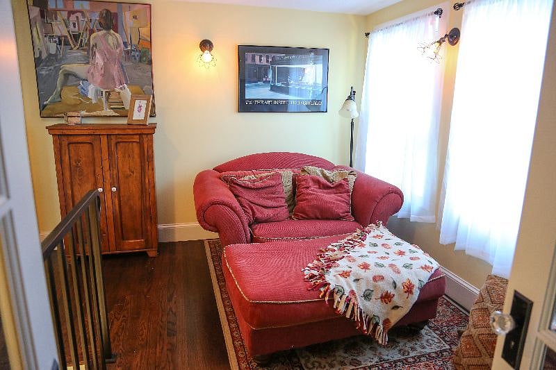 Upstairs lounge