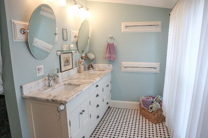 Master bathroom