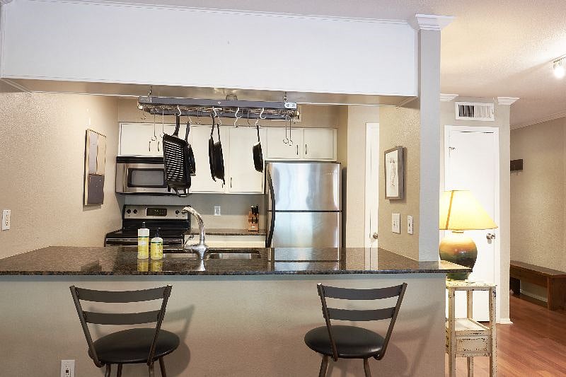 Furnished Finder property 457929_1 photo 3