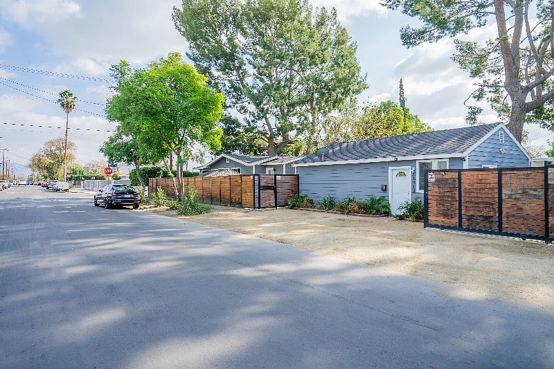 Furnished Finder property 457936_1 photo 23