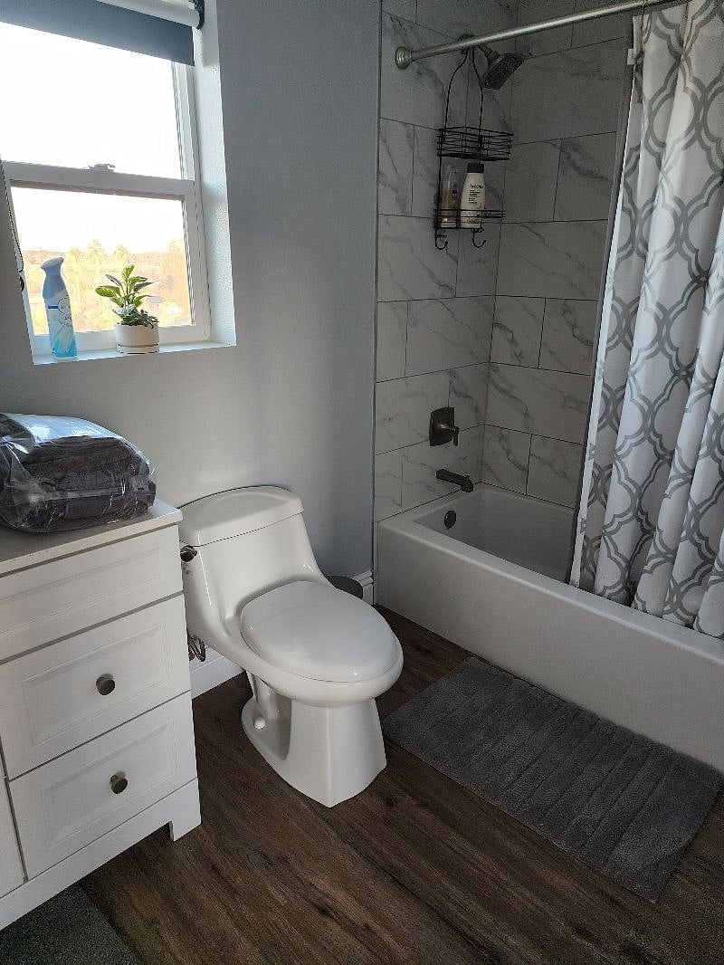 Furnished Finder property 457988_1 photo 8
