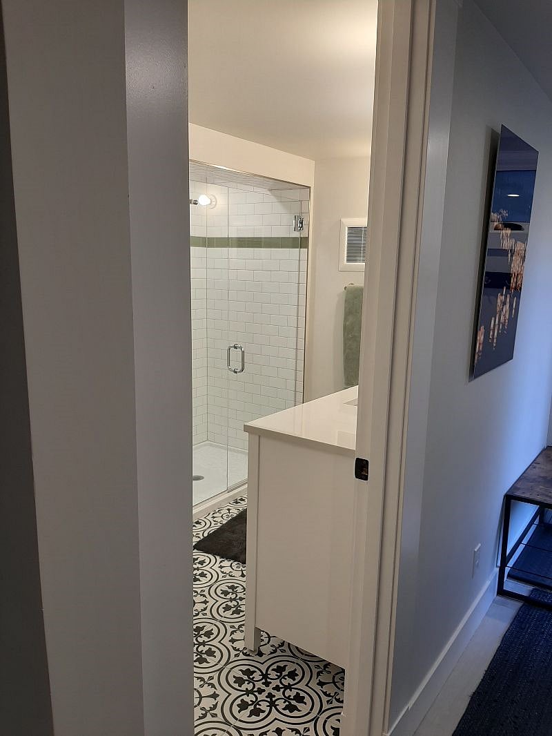 Furnished Finder property 458006_1 photo 3