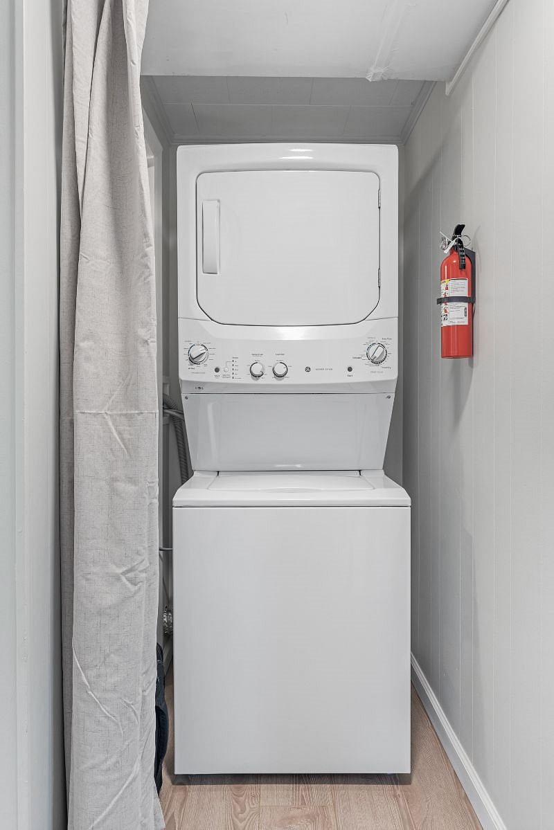 Furnished Finder property 458014_2 photo 26