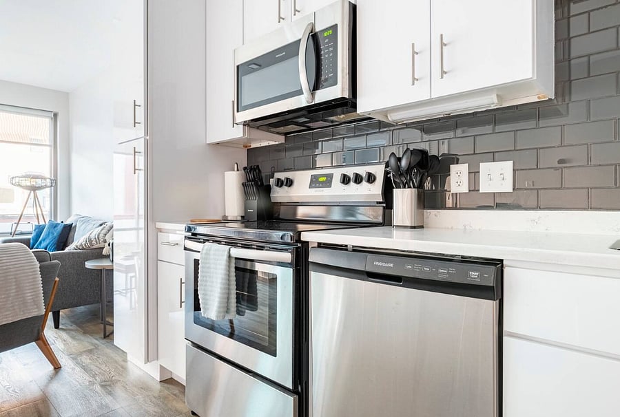 Furnished Finder property 458079_4 photo 17