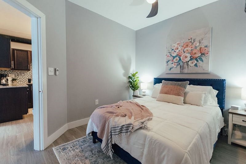 Furnished Finder property 458093_2 photo 7