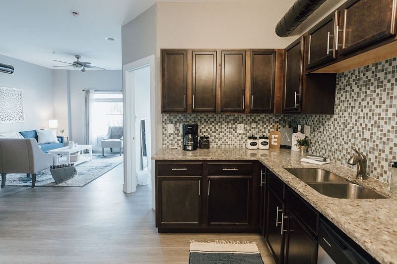 Furnished Finder property 458093_2 photo 17
