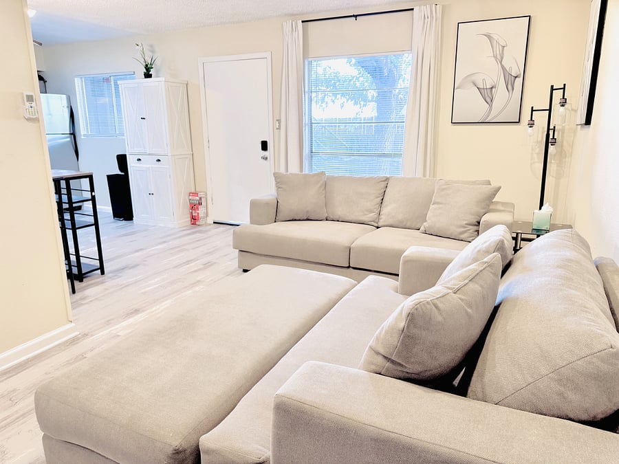 Furnished Finder property 458109_4 photo 21