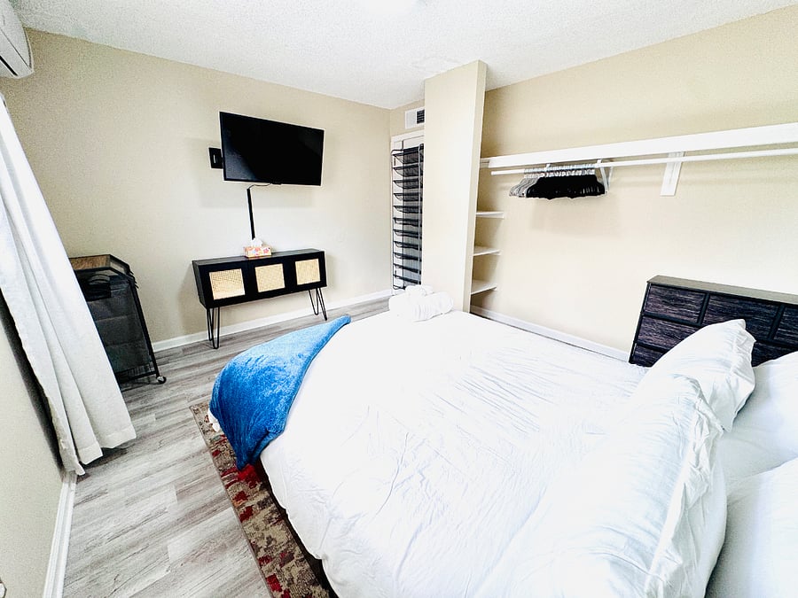 Furnished Finder property 458109_4 photo 6