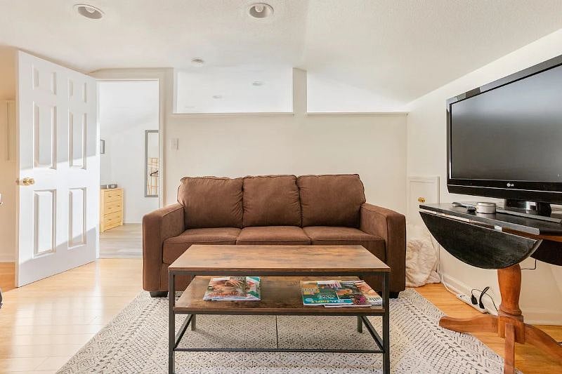 Furnished Finder property 458151_1 photo 3