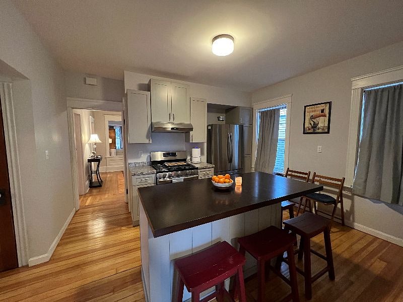 Furnished Finder property 458172_1 photo 3