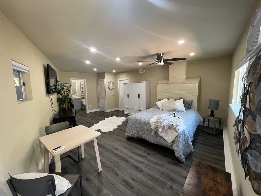Furnished Finder property 458189_1 photo 3