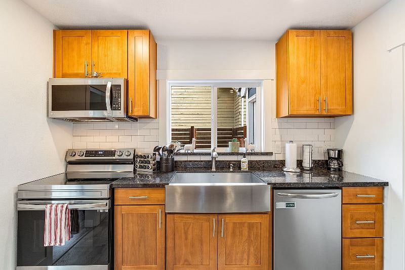 Furnished Finder property 458199_1 photo 9