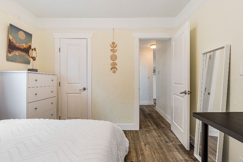 Furnished Finder property 458199_1 photo 17