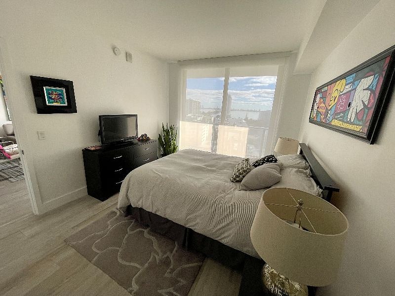 Private Room with walk in closet