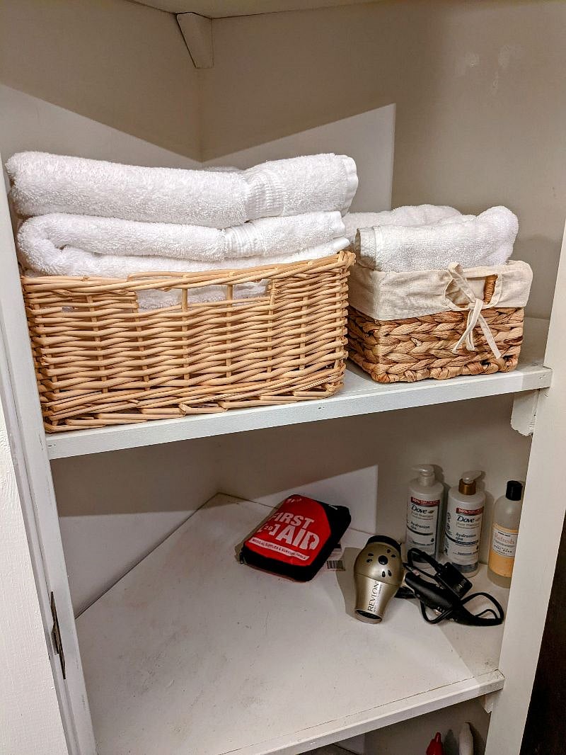 Fluffy white towels always.