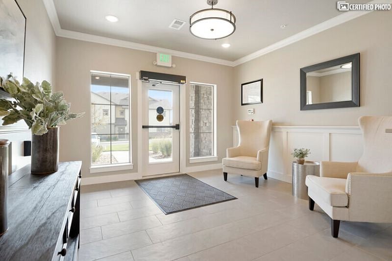Furnished Finder property 458267_1 photo 30
