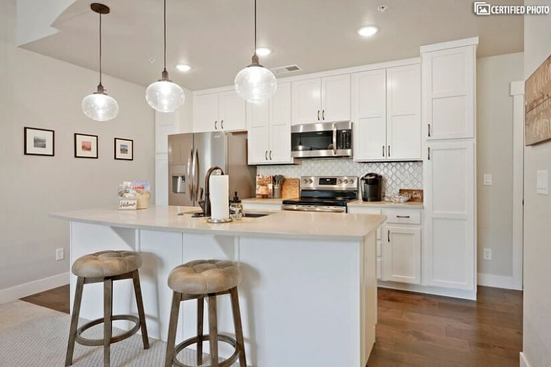 Furnished Finder property 458267_1 photo 6