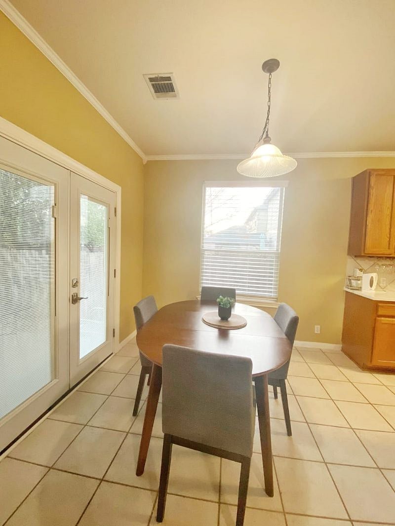 Furnished Finder property 458286_1 photo 3