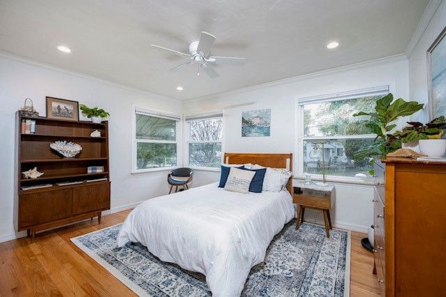 3 Large windows when open provide a nice breeze and birds chirping!