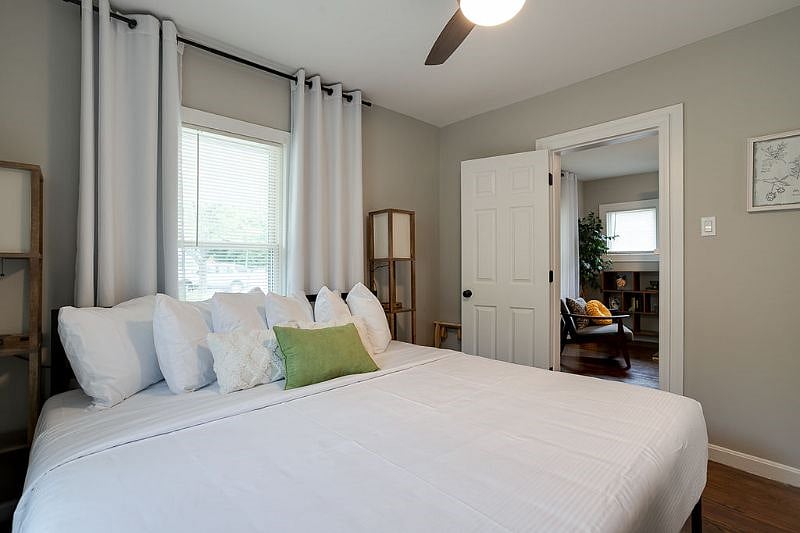 Furnished Finder property 458341_1 photo 7