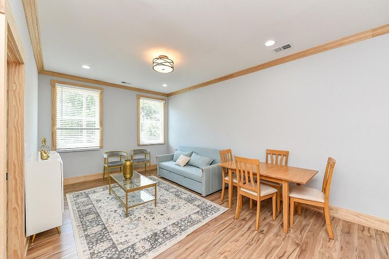 Furnished Finder property 458364_1 photo 12