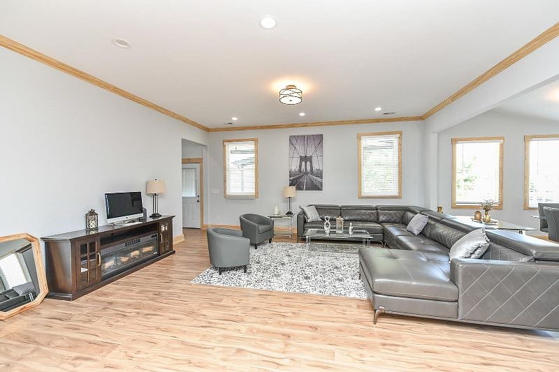 Furnished Finder property 458364_1 photo 6