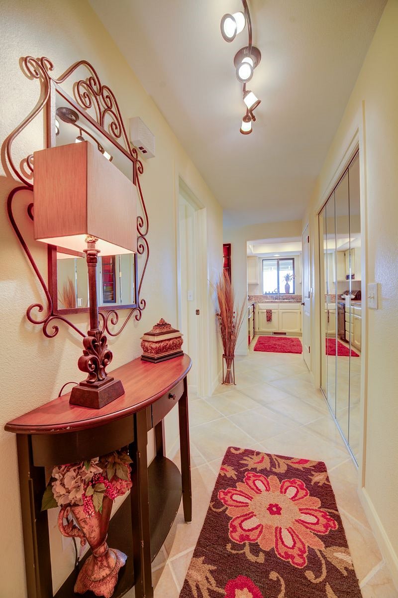 Furnished Finder property 458425_1 photo 8