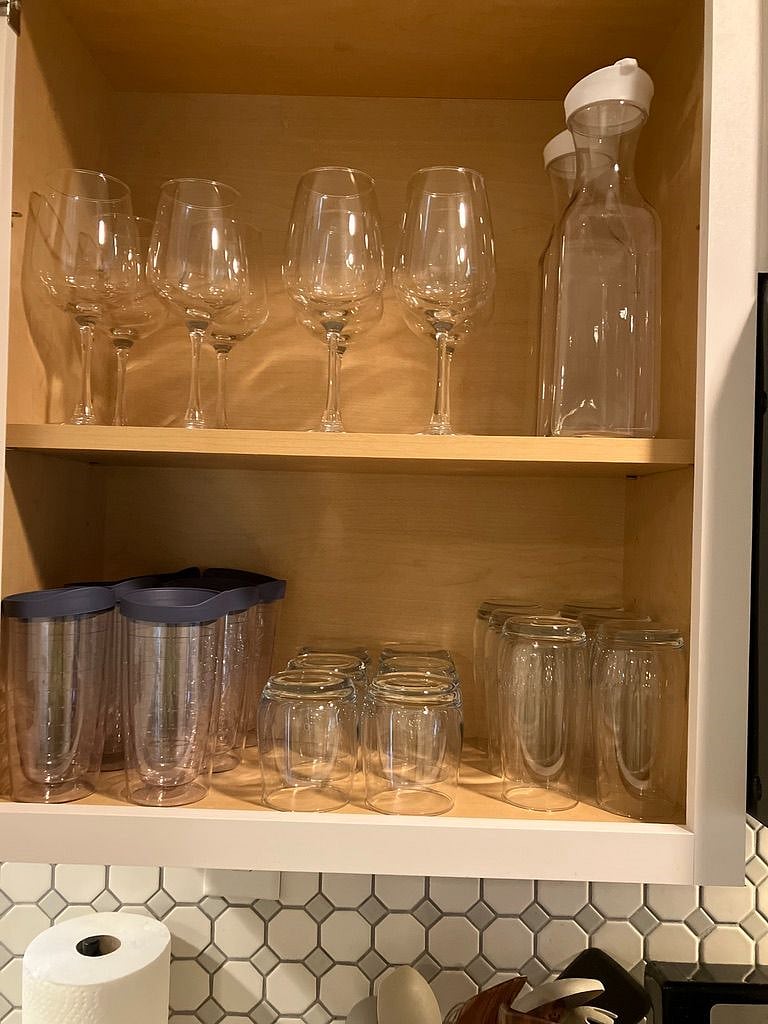 Glasses, White wine and Red wine glasses