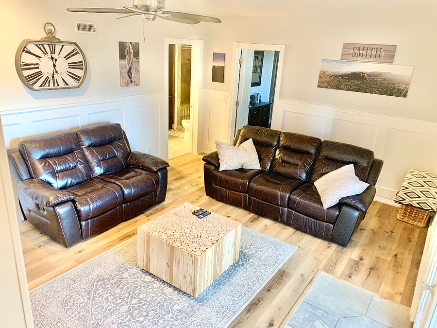 Private living room 