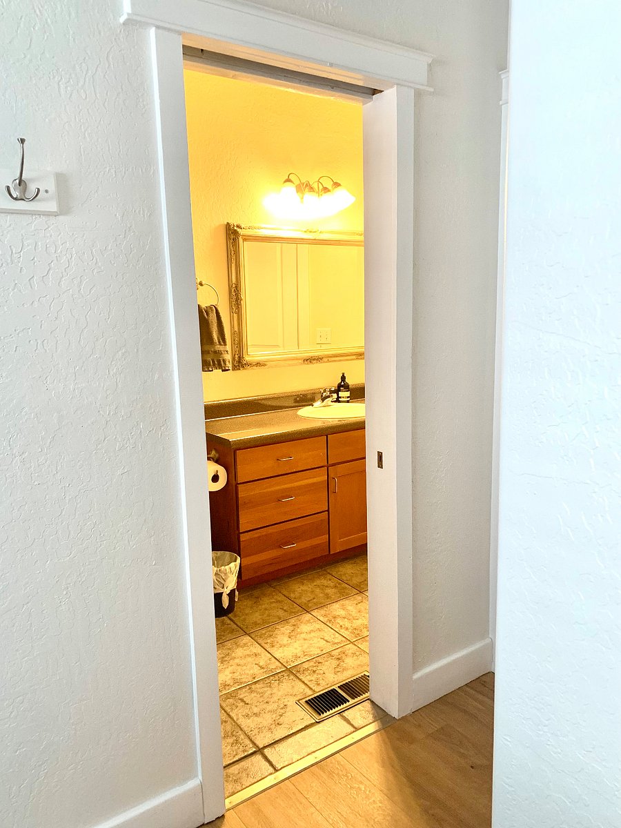 Furnished Finder property 458473_2 photo 8