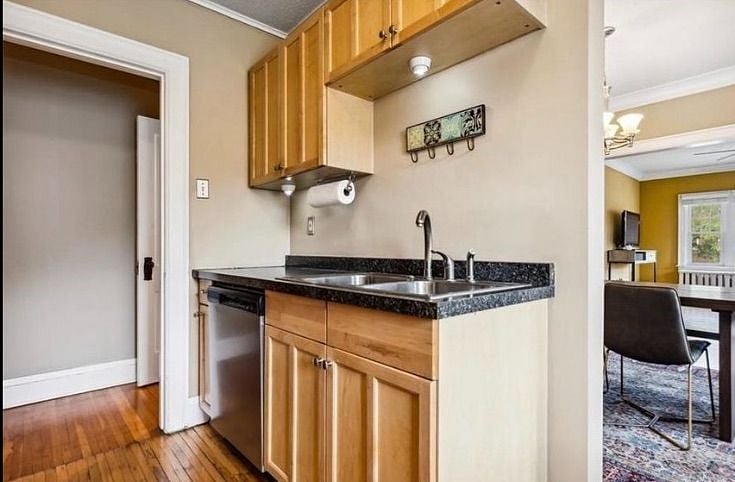 Furnished Finder property 458523_1 photo 13